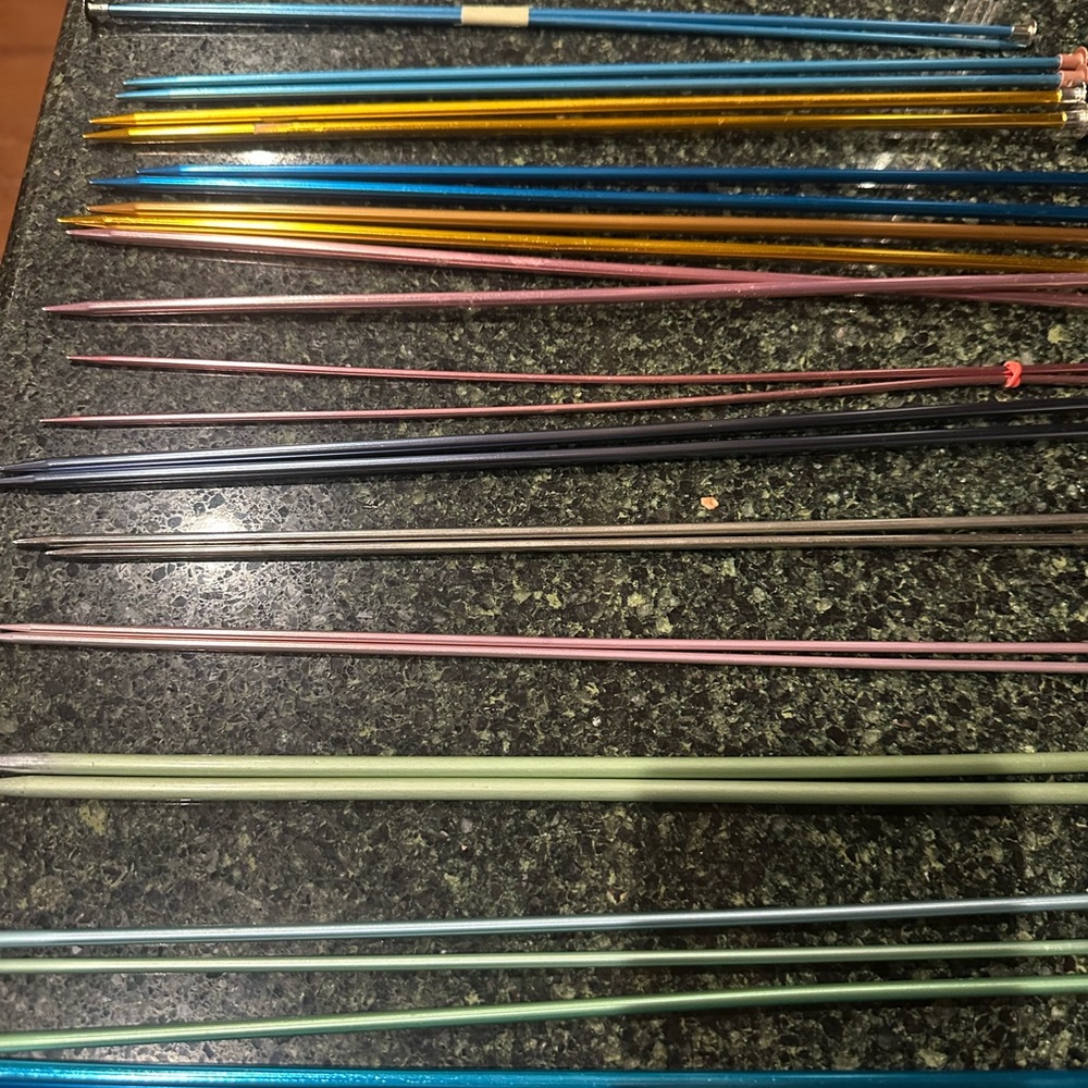Lot 90 aluminum long knitting needles sewing 45 pair used - Picture 9 of 10